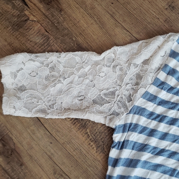 Maternity top - Picture 3 of 6